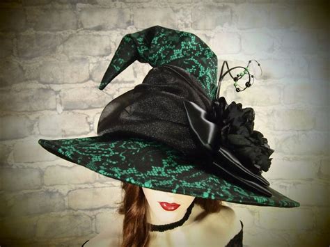 Drooping witch hat